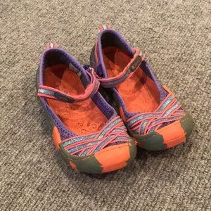 Girls Jambu Water shoes-Size 11-Good condition
